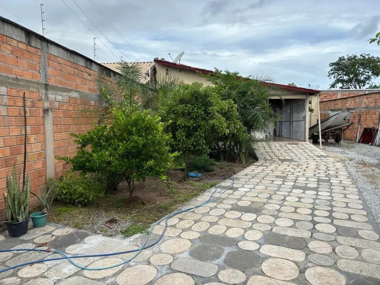 Casa em Aruanã-GO / 02 Qts - Lote: 403m2 - Miniatura 7