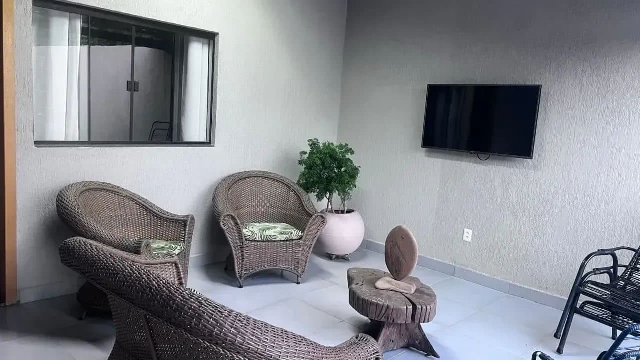Casa em Aruanã-GO / 02 Suítes - Lote: 632 m2 - Miniatura 5