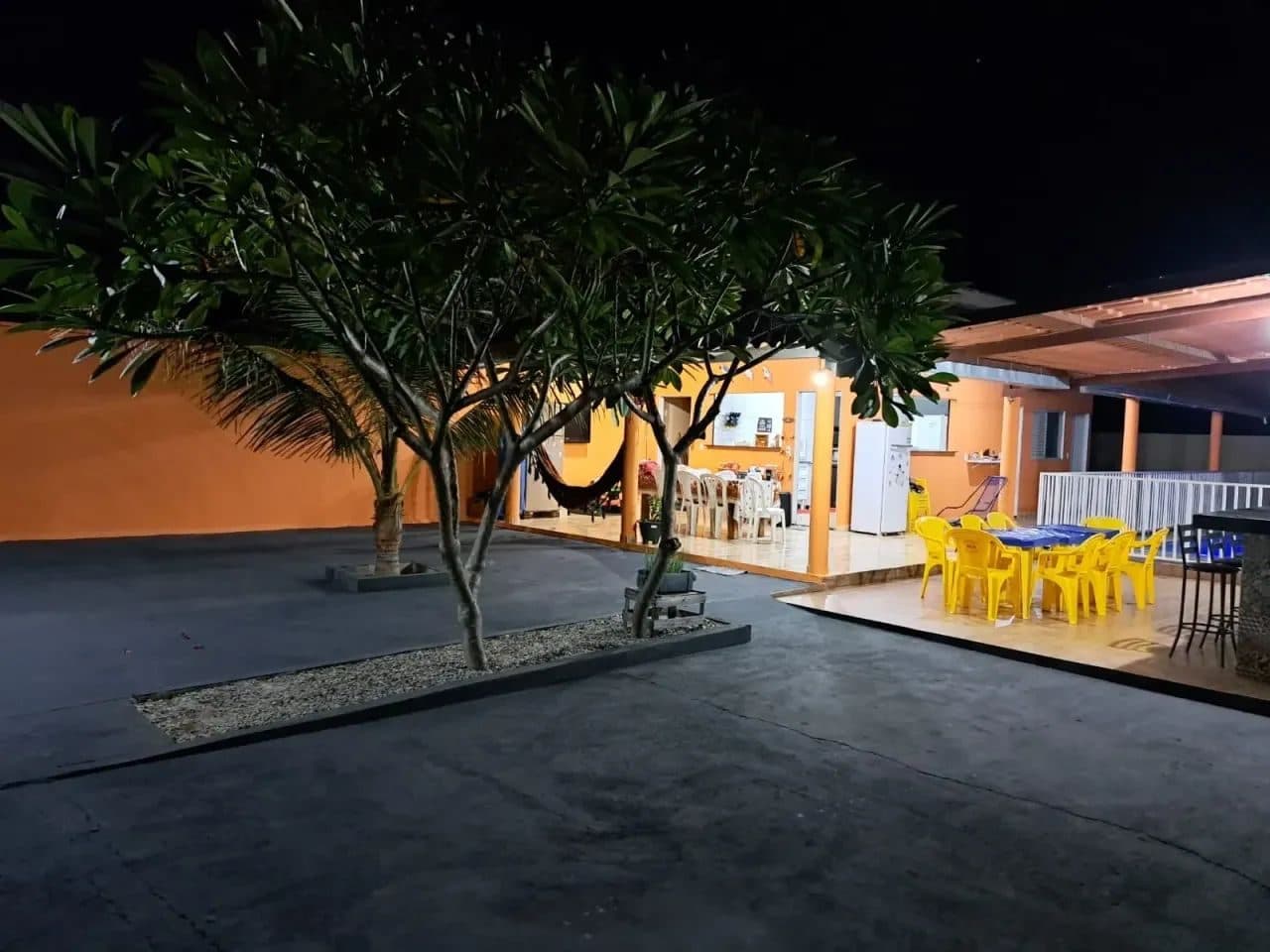 Casa em Aruanã-GO / 03 Qts (02 Suítes) - Miniatura 6