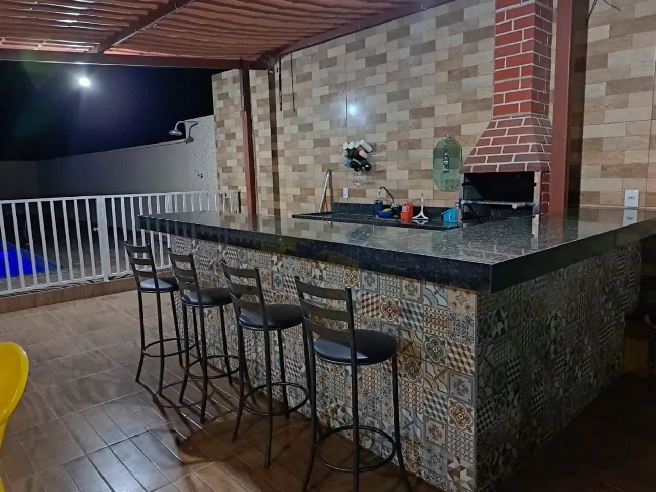 Casa em Aruanã-GO / 03 Qts (02 Suítes) - Miniatura 8