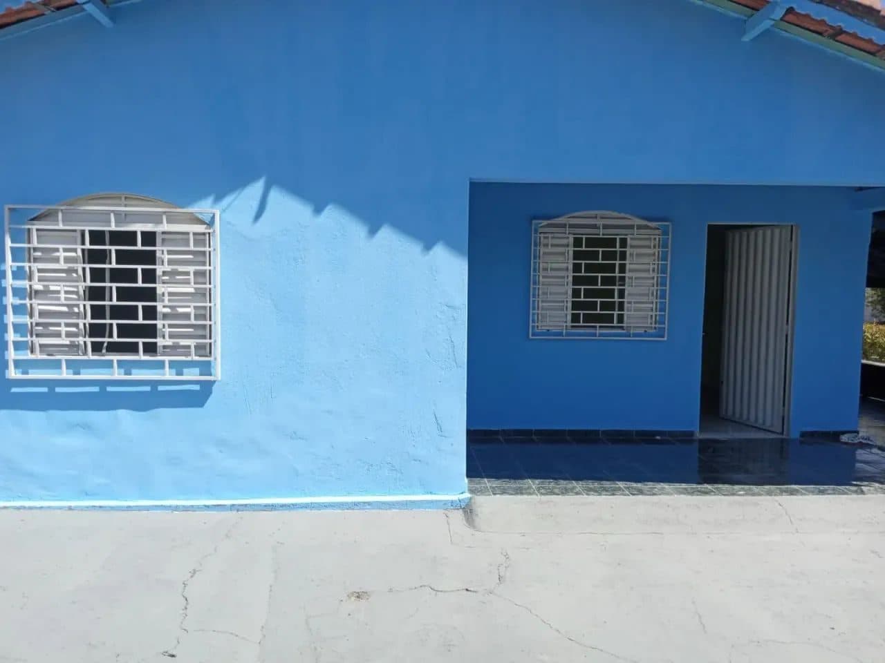 Casa em Aruanã-GO / 03 Qts - Ótimo P/ Comércio - Miniatura 2