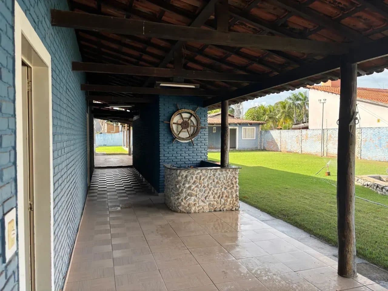 Casa em Aruanã-GO / 04 Suítes - Lote: 1.122m2 - Miniatura 4