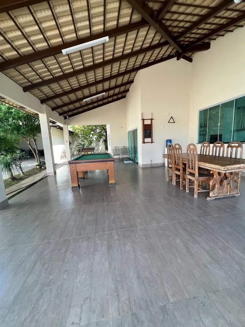 Casa em Aruanã-GO / 04 Suítes - Lote: 720m2 - Miniatura 8