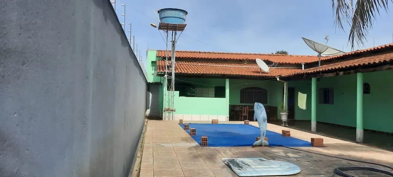Casa em Aruanã-GO / 04 Suítes - Próximo ao Fórum - Miniatura 3