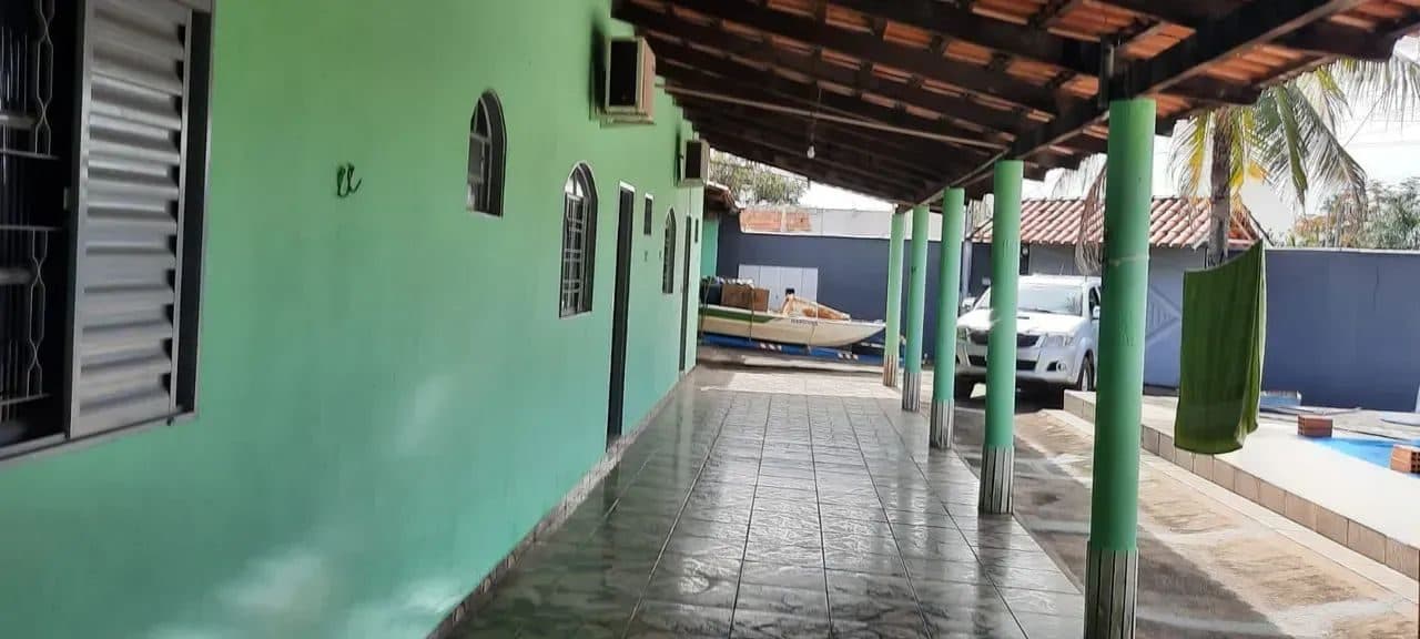 Casa em Aruanã-GO / 04 Suítes - Próximo ao Fórum - Miniatura 4