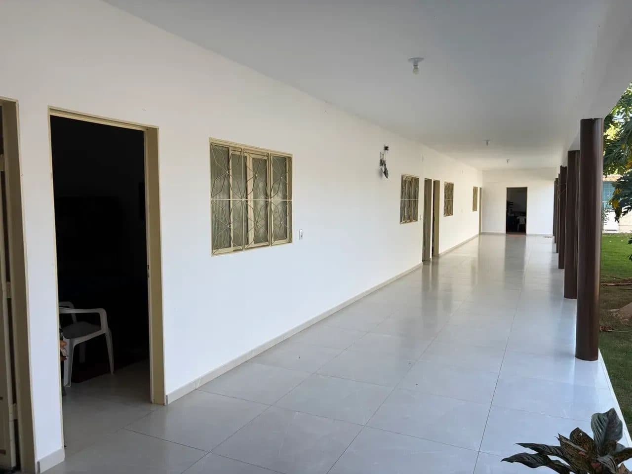 Casa em Aruanã-GO / 05 Qts - Lote: 650 m2 - Miniatura 7