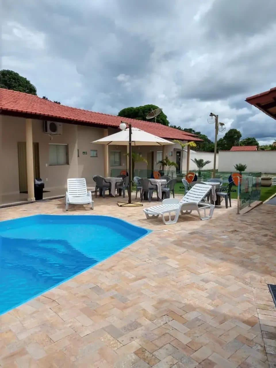 Pousada em Aruanã-GO / 10 Suítes - Lote com 1.080m2 - Miniatura 6