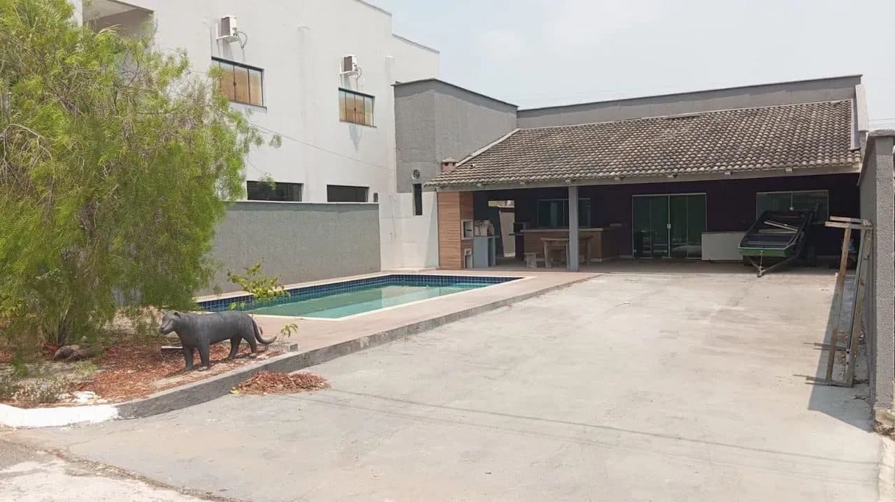 Casa em Aruanã - 03 Suítes / em Condomínio Fechado - Foto 1