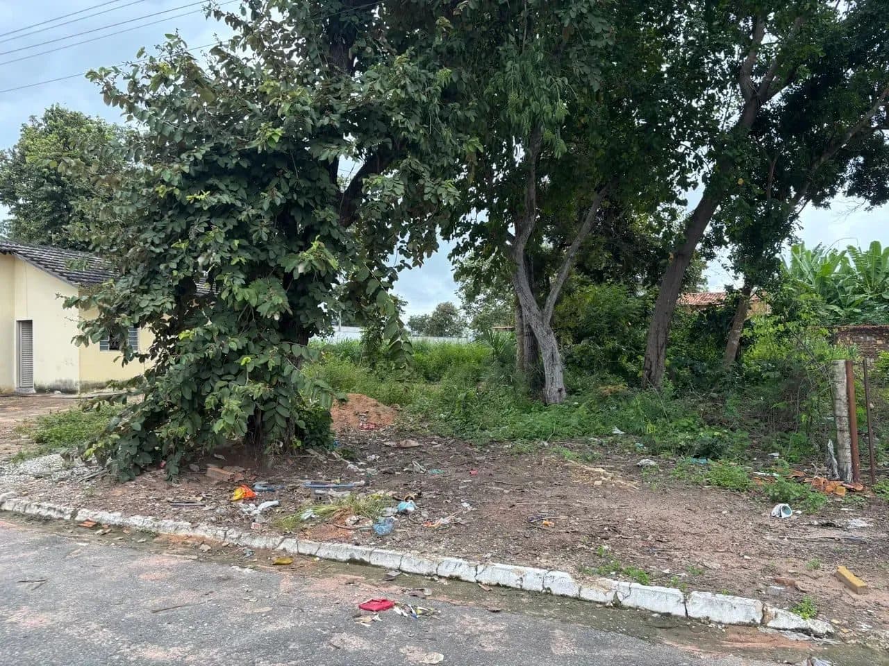 Lote em Aruanã-GO / 360 m2 - Foto 1